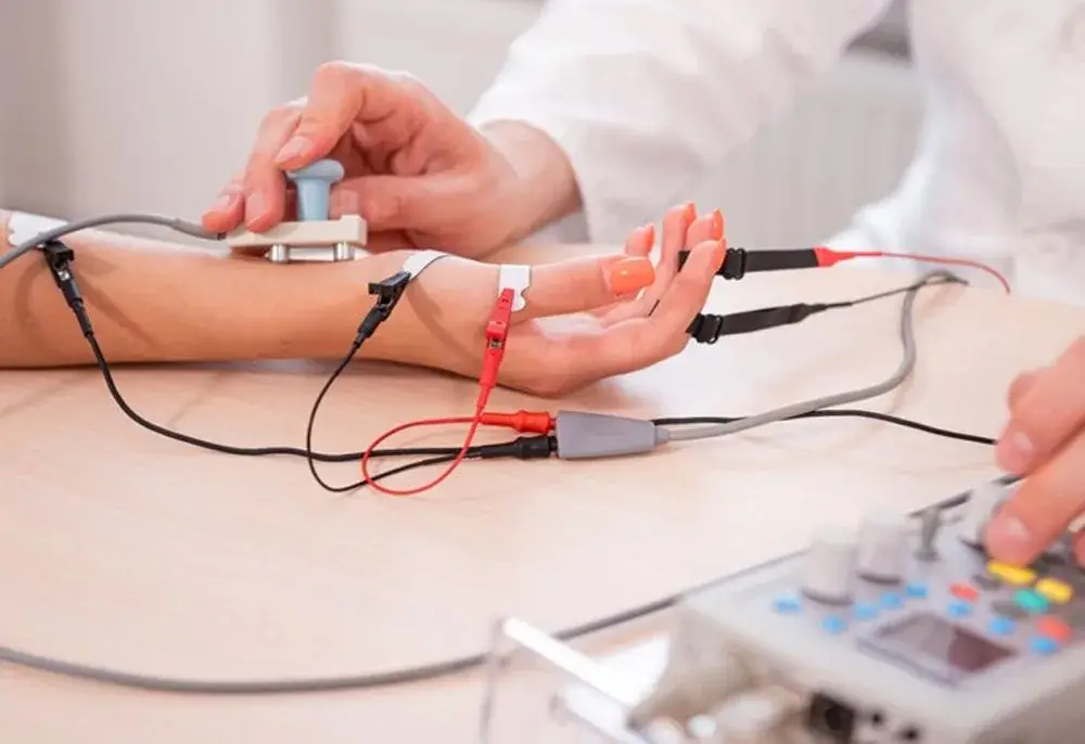 EMG (Elektromiyografi)